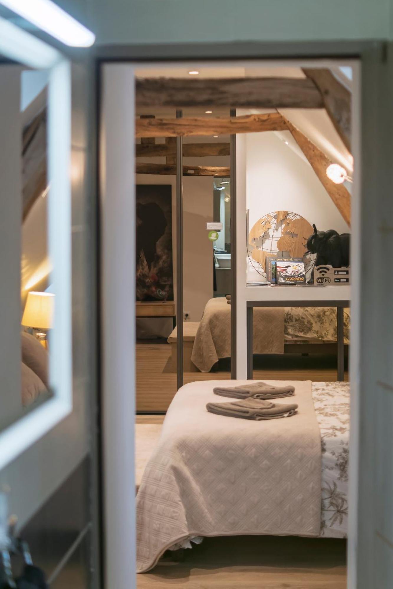 Ferme Des Petites Oreilles 4 Etoiles Montignac-Lascaux Eksteriør billede
